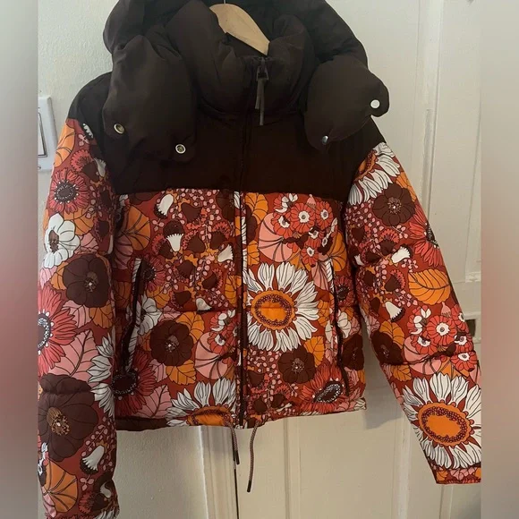 【希少】 ZARA 2-IN-1 FLORAL PUFFER JACKET Zara | Jackets & Coats | Nwt Zara 2in Floral Puffer Jacket S